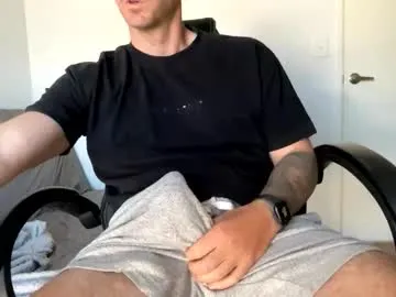 hendo92 — Cum Show, Help daddy CUM!! Help me cum-  Edging to your tips - Goal: Fleshlight toy play [400 tokens left] #horny #hungcock #daddy #straight #c2c #cum