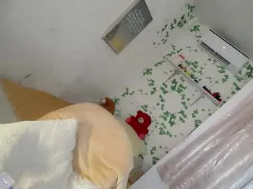 hot_claudia69 — its me claudia i looking for daddy who can drain my balls and to deserve to see my big load cum!! - Goal is : surprise #asian #daddysgirl #hairy #smoke #selfsuck