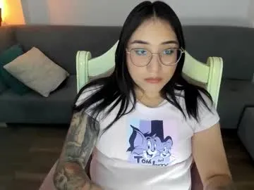 hottbee1 — Fingering pussy + Hitachi #squirt #cum #asian #hairy #hairypussy }