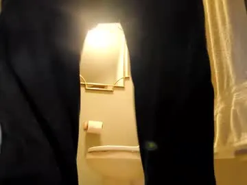 humwede — Using my phone tonight, difficult to read your chats, be patient. Waiting for wife to go to bed so i can use my computer ...... #mature #chubby #bicurious #smallcock  #c2c