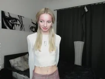 hypno_eyes_babe — GOAL: Show my ass  Hey CB! im Kate ntmu, im new here, i hope you can enjoy time with me:) it's my first time with lush! #18 #new #teen #shy #young [60 tokens remaining]