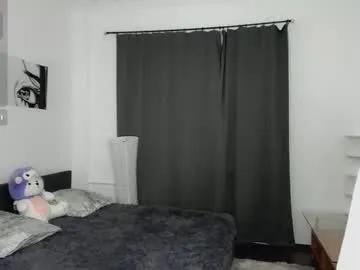 hypno_eyes_babe's avatar