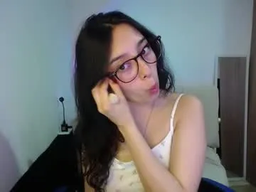im_misssilver — Im_misssilver's room #cute #skinny #latina #bigboobs