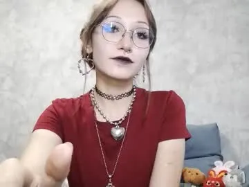 imogeneronson — Goal: Kiss my camera/ My name is Alice, please be gentle with me:)  #emo #young #teen #new #shy [10 tokens remaining]
