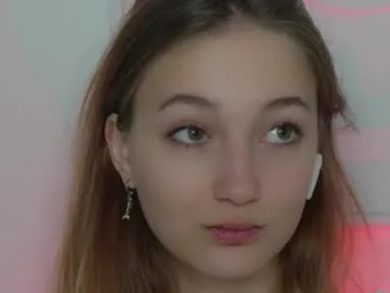 invokersgirl — Hey im Viola and im new here! You are welcome ^^ - Goal: flash tits #lovense #shy #ass #young #nature