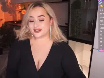 irena_barr18 — wanna talk ?  #curvy  #femdom #cuckold  #submissive  #bbw [3156 tokens remaining]