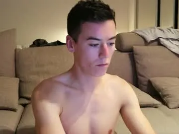 irvinegayboy — Freechat on Chaturbate