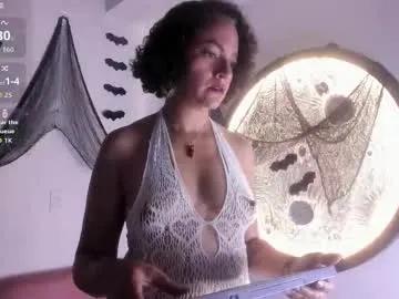 isabella_rosssi1's avatar