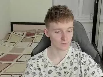 ithan_red — Current Goal: take off  top at 250 tokens -- Next Goal: SHOW COCK -- #gay #teen #bigcock #twink #uncut [250 tokens to goal]