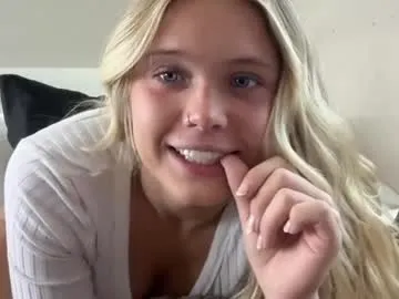 itsmadisynmae — ready 2 have sum fun with me? ;) #blonde #dirtytalk #teen #bigboobs #new - Next Goal: take my top off 