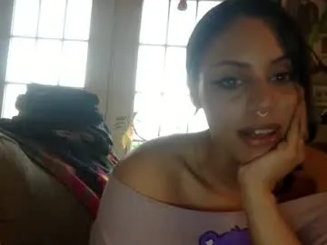ivoryxo333 — Oil entire body  [3000 tokens remaining]