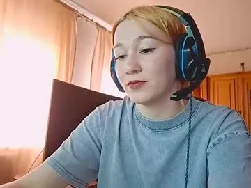 jacelyngarcea — Goal: If you like me :) Hello guys im Lilo and im #new #shy model on CB lets meet in my first day #skinny #blonde #18 [16 tokens remaining]