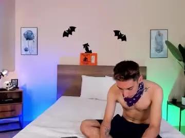 jack_wesker — GOAL: Make us vibrate [100 tokens remaining] Make us wet, you wanna see us fucking together? IN PVT WE CAN BE #gay #latino #skinny #feet #anal