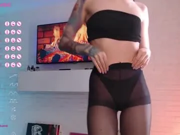 jade__swift — GOAL: Ass in camera + play with ass [79 tokens remaining] Welcome to my room! #young #teen #pussy #lovense #new