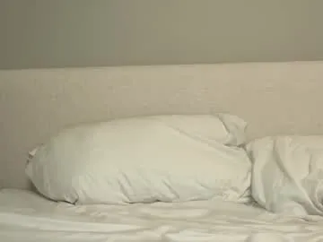 jakethebabe — Amateur Lovense - Goal: Pants Come Off [40 tokens left] #young #bigcock #twink #gay #lovense