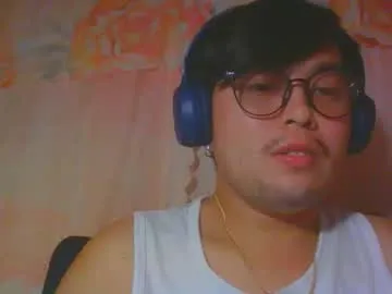 jamel_poka91 — hello everyone #asian #hairy #smallcock #natural #smalltits [500 tokens remaining]