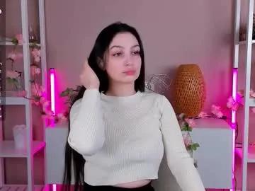 janaebaptiste — Goal: Tease with my top I'm so happy you're here! I'm Janae and im #new here. A little bit about me  - #curvy #bigboobs #shy #bigass [25 tokens remaining]