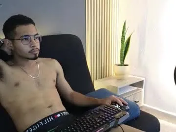 jaybrown_1 — GOAL: Deepthroath + Spit [118 tokens remaining] Welcome my room horny is darling  #master    #ebony   #cum    #feet    #bigcock