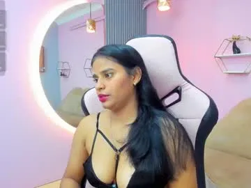jazmin_ebony — GOAL: Sexy Dance [50 tokens remaining] How rich it would be that you came to play my love with me #ebony #shaved #squirt #latina #c2c