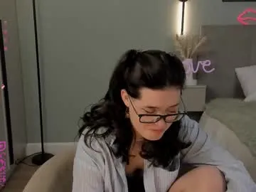 jazminenakano — GOAL: Cheer me up bzz--zzz-zz  [13 tokens left] #shy #bigass #young #longhair #bigboobs