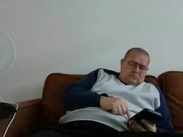 jeffry444 — give me a tip if you want to see me cum [677 tokens remaining]