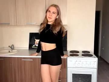 jennimarquis — GOAL: For a good broadcast [13 tokens remaining] Welcome to my room! #new #teen #shy #18 #blonde
