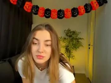 jennybecker — Wink and air kiss [5 tokens left] me your 