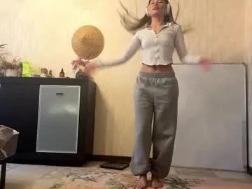 jesusitacatts — Goal: Sexual massage of my tits!!! Please do not be rude with me.... #18 #new #cute #asian #shy [81 tokens remaining]