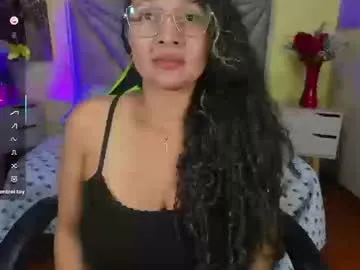 jesy_gomez — GOAL: SQUIRT [298 tokens remaining] A woman who knows how to turn on calm #mature #milf #mommy #bigboobs #anal
