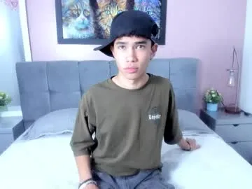 jhei_king — Heeyyy! :) **Dear, nice to see you here, come on and lets fun!! ** #pvtopen #latin #young #colombiangay #cum