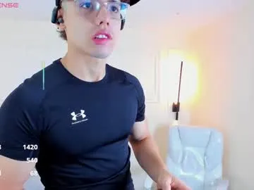 jhoumod_21 — GOAL: Show cum [999 tokens remaining] Hey, let's have fun together!  #cum #lovense #bigass #bigcock #muscle