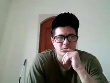 jhwozy — Freechat on Chaturbate
