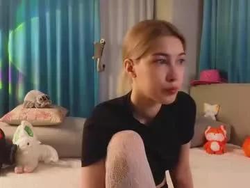 jolyndeb — Goal:Massage hips  #shy #new #skinny #teen #cute [110 tokens remaining]