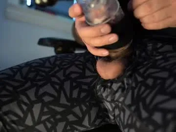 jonnydawg69 — Freechat on Chaturbate
