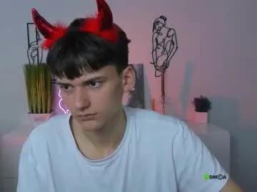 jordi_ser — GOAL: dancing the macarena . [100 tokens remaining] Welcome to my room! #18 #new #shy #cute #fun