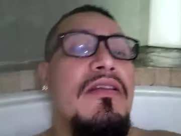 juanchis_24 — Freechat on Chaturbate