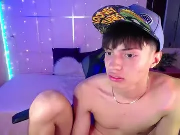 justin_grayy_ — EXOTIC DANCE [66 tokens left] #lovense #teen #ass #cum #smoke