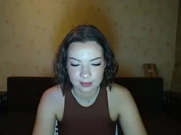 kamilla_kissesu — GOAL: Welcome to CB [100 tokens remaining] Welcome to my room! #18 #teen #shy #cute #new