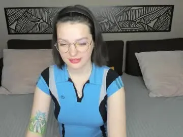 karina_kelly — GOAL: hello [50 tokens remaining] Welcome to my room! #teen  #brunette #nonude #18+ #new