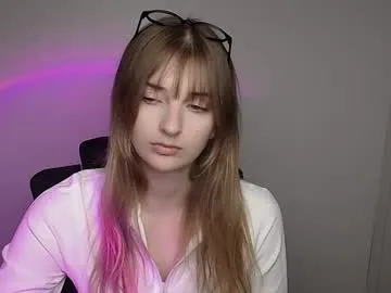 karla_flower — GOAL: Welcome to CB [25 tokens remaining] Welcome to my room! #shy #young #skinny #18 #new