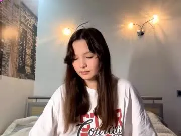 kassandrataulbee — GOAL: lick lips close to cam! [15 tokens remaining] <: My name is Kira #new , new experience to me, hope it turns out well :3 #skinny #asian #18 #shy