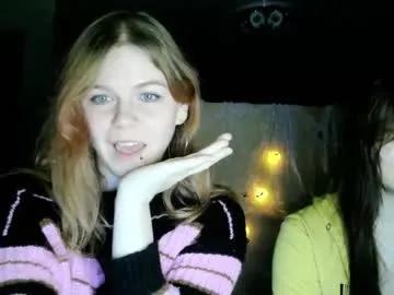 katrine_ine — French kiss  #Halloween #bigass #lesbian #nonude #fetish [121 tokens left]