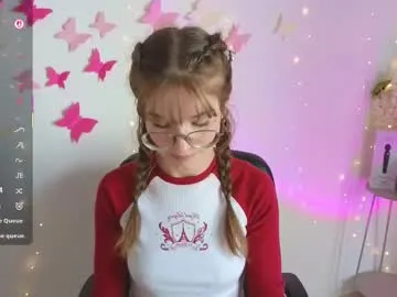 katyaa_lover — Welcome in Katya's room) #new #teen #glasses #skinny #shy -- Current Goal: Play with dildo) at 450 tokens