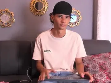 kenix_777 — HELLO GUYS, WELCOME TO MY ROOM SHOW CUM! #bbc #twink #latino #young #findom #smoke [1320 tokens remaining]