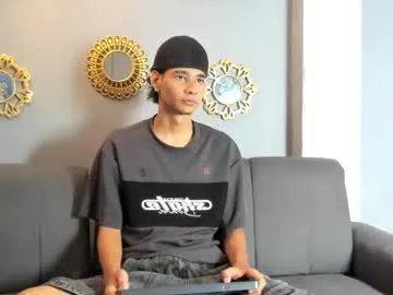 kenix_777 — HELLO GUYS, WELCOME TO MY ROOM SHOW CUM! #bbc #twink #latino #young #findom [1415 tokens remaining]