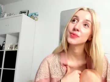 kenziedawton — Kenziedawton's room #natural #bigtits #youngbeauty #squirt #lovense