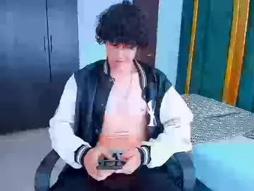 kervs__ — NAKED AND HARD DICK #latino #young #straight  #twink #uncut [114 tokens remaining]