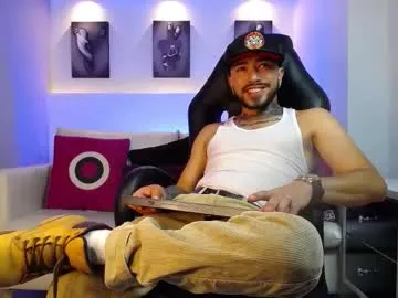 keviin_wolf — masturbation hard  #new #gay #latino #young #bigdick [98 tokens remaining]