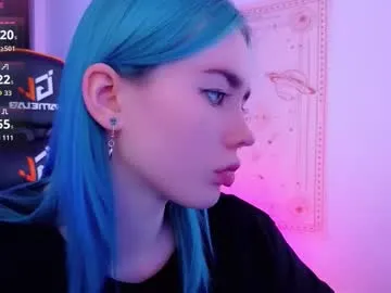 kiara_dream — GOAL: Dancing with massage boobs [202 tokens remaining] Lets get a party guys! <3 #young #skinny #shy #petite #teen