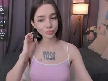 kim_lyn — sexy doggy [55 tokens left] #18 #shy #feet #cute #lovense